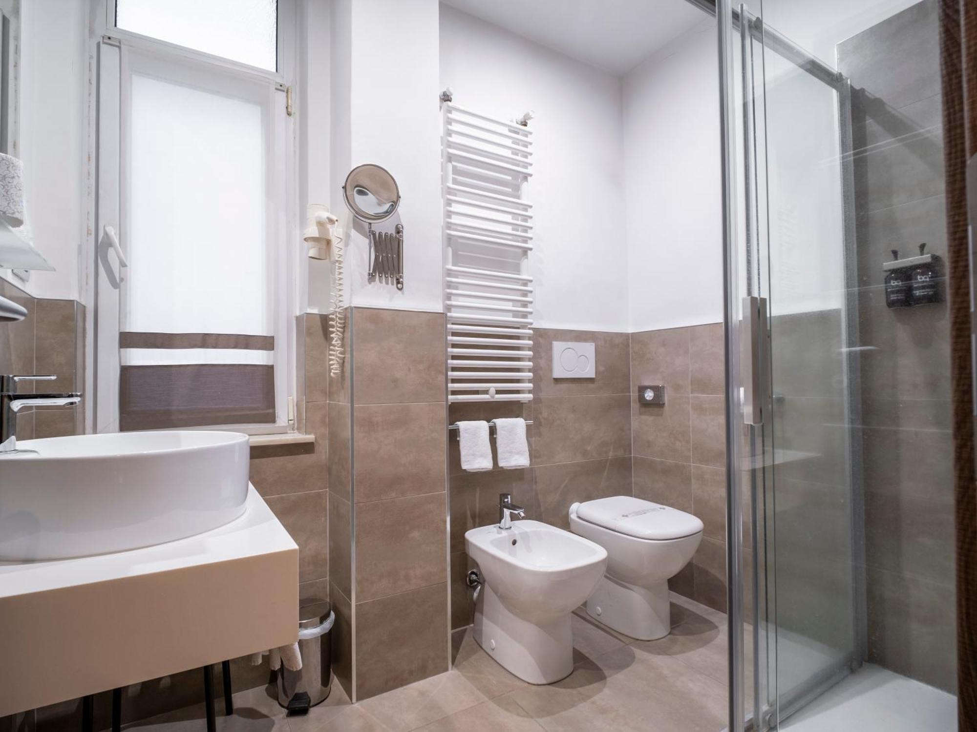 Quality Gran Mogol Hotel 3*